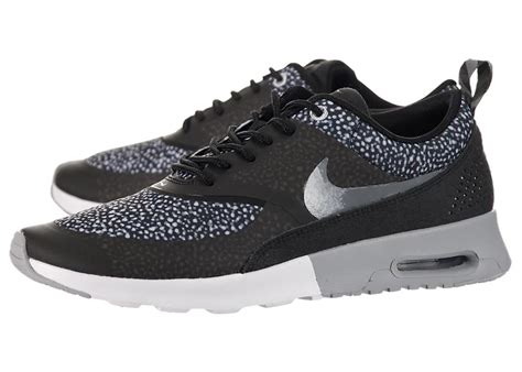 nike wmns air max thea print schwarz grau gepunktet|Nike Air Max thea feet.